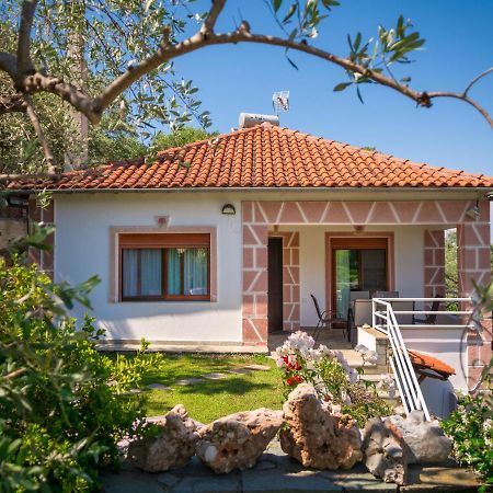 Gardenia Sea View Home Chorefton Exteriör bild
